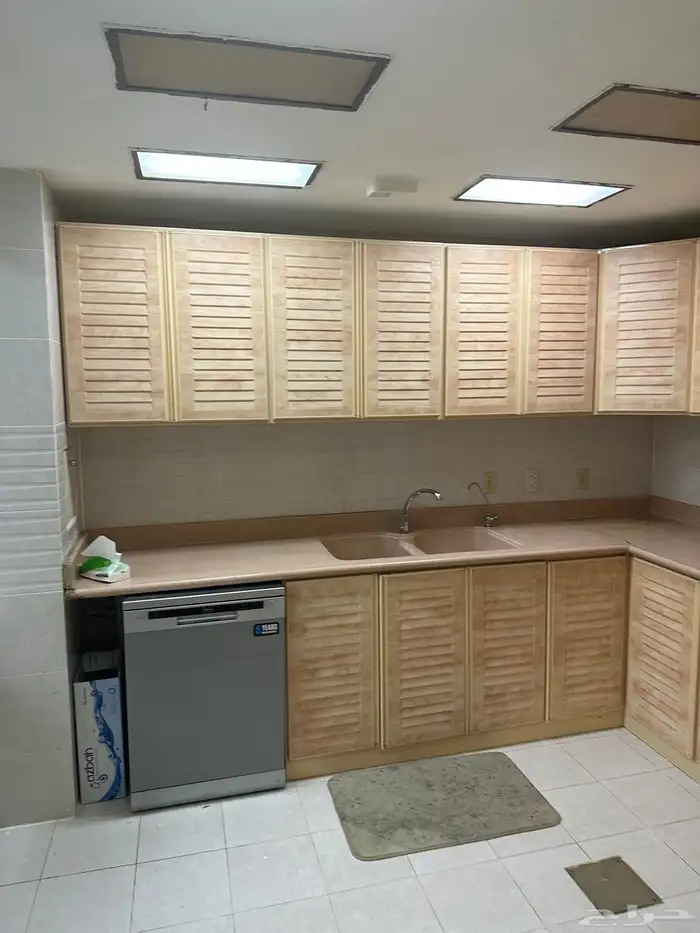 مطبخ المينوم مستخدم نظيف 0