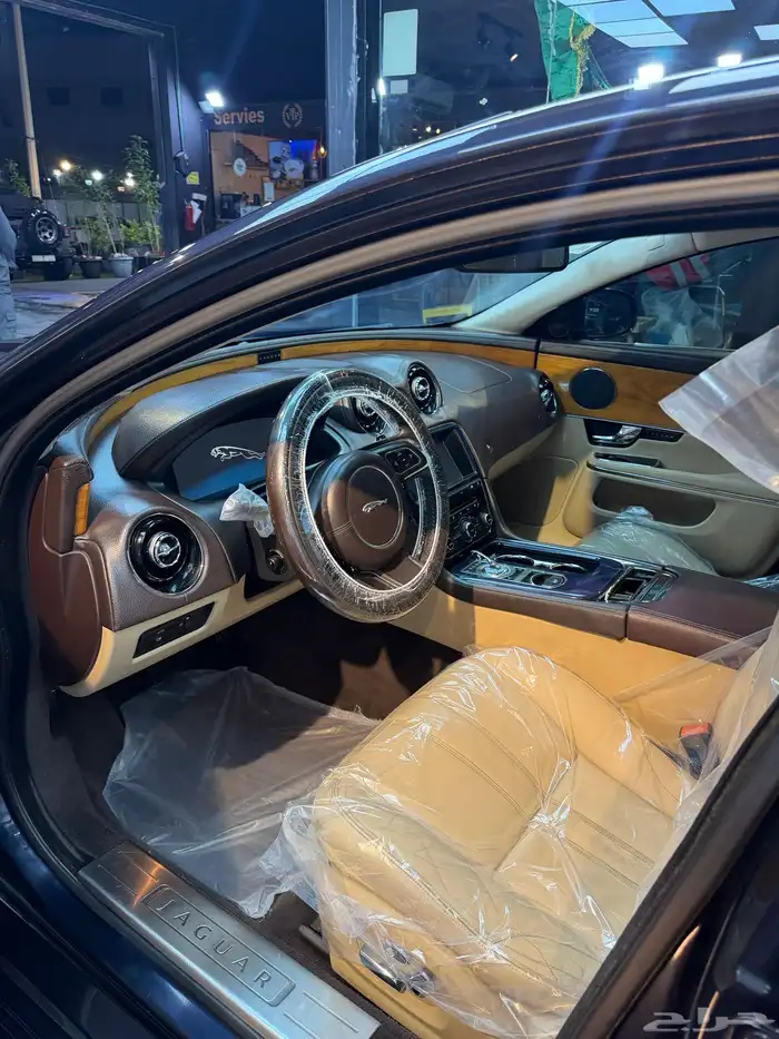 جاكوار XJ وارد الناغي 5
