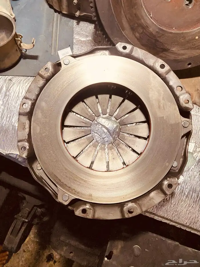 مكينة تويوتا 3F  لاندكروزر.نظيفة راكبة على صالون85 على الشرط 6