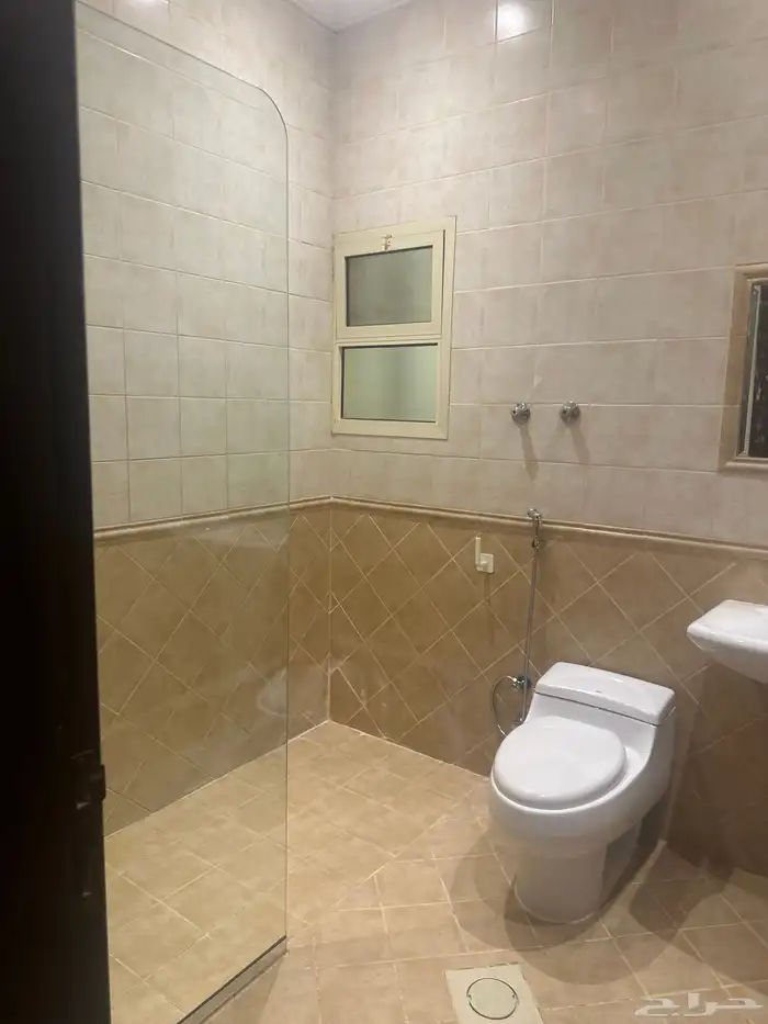 دوبلكس للايجار حي النزهة الدمام 6