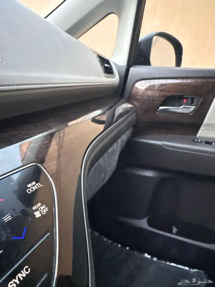 هوندا أوديسي 2015 فل كامل مخززن بحالة الوكالة 27