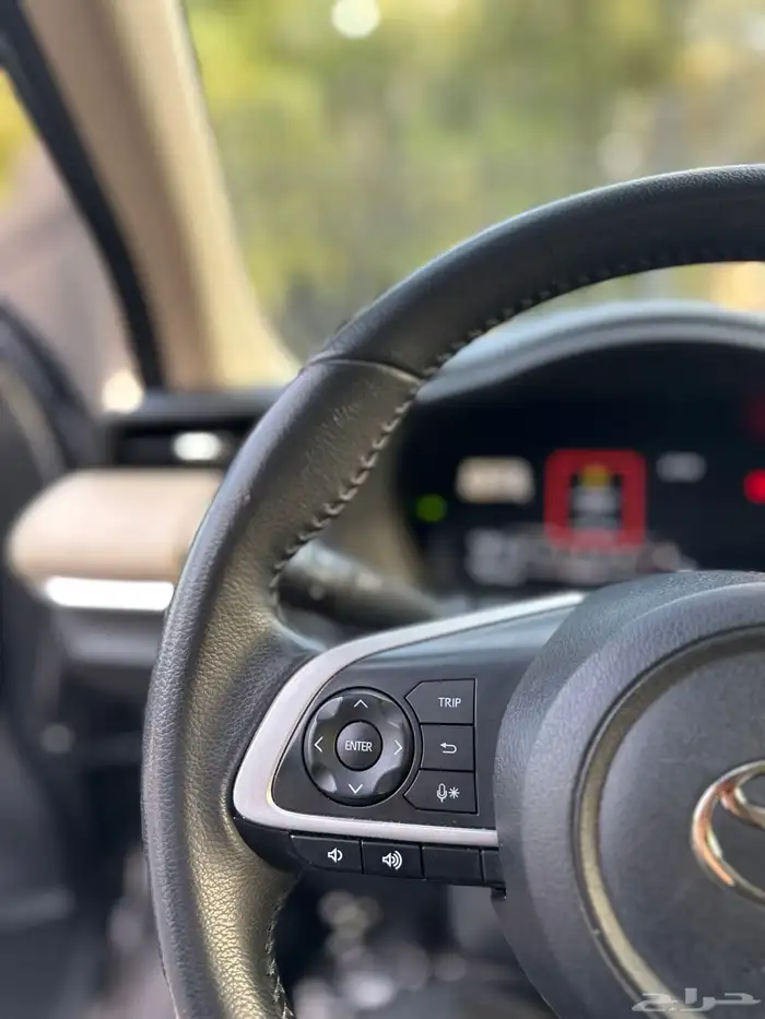 تويوتا يارس YX موديل 2024 فل كامل سعودي 35