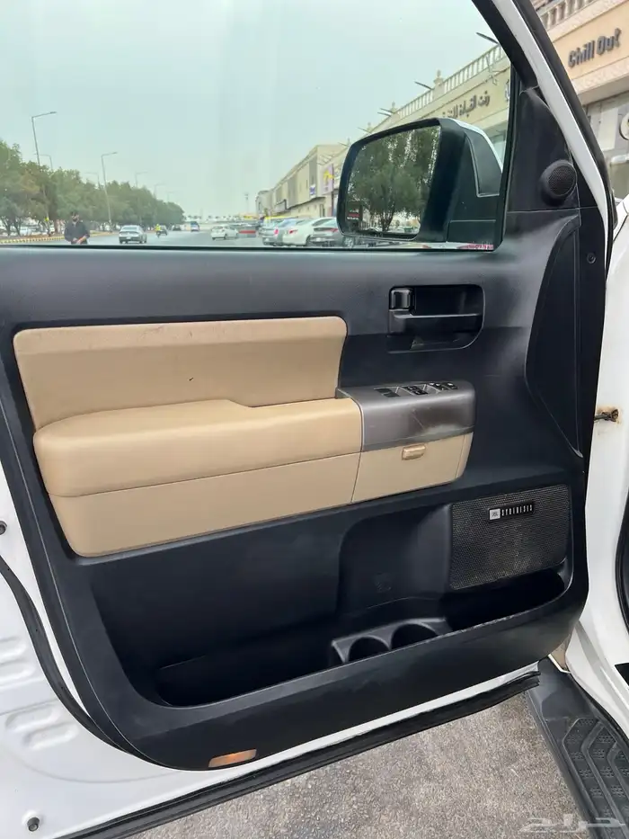 سكويا مديل 2013بدي وكاله مالك أول للبيع 5