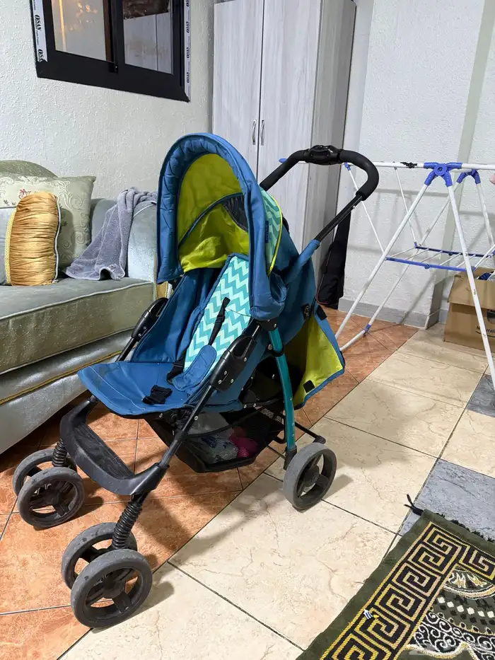 استرولر حالتها ممتازة 1