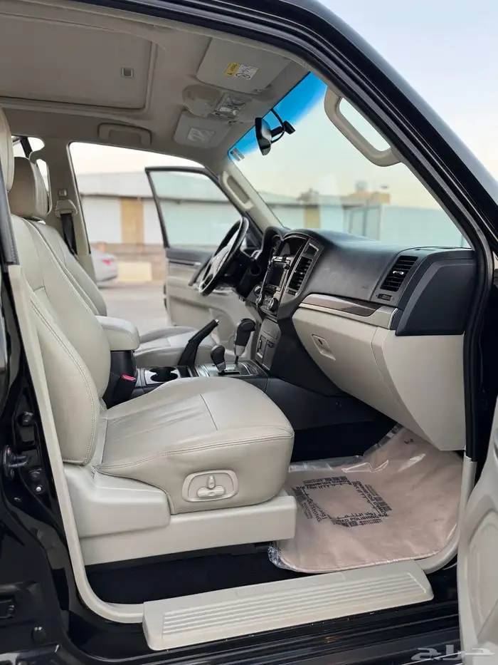 باجيرو 2017 GLS عداد 172 الف كم فقط. 11