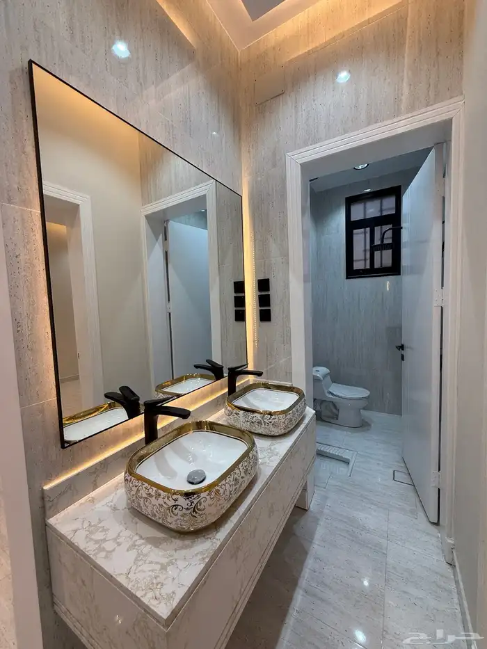 للبيع شقق علويه بمصعد جاهز وسطح خاص ف حي الراقي وسط الخدمات 7