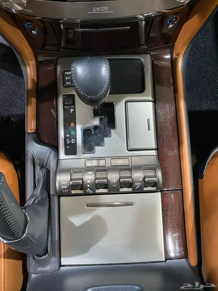 للبيع لكزس LX570 اسبورت 2014 فل كامل عبداللطيف عداد 89 الف 23