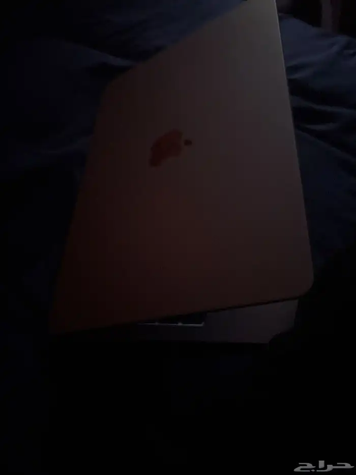لابتوب ماك ابل 1
