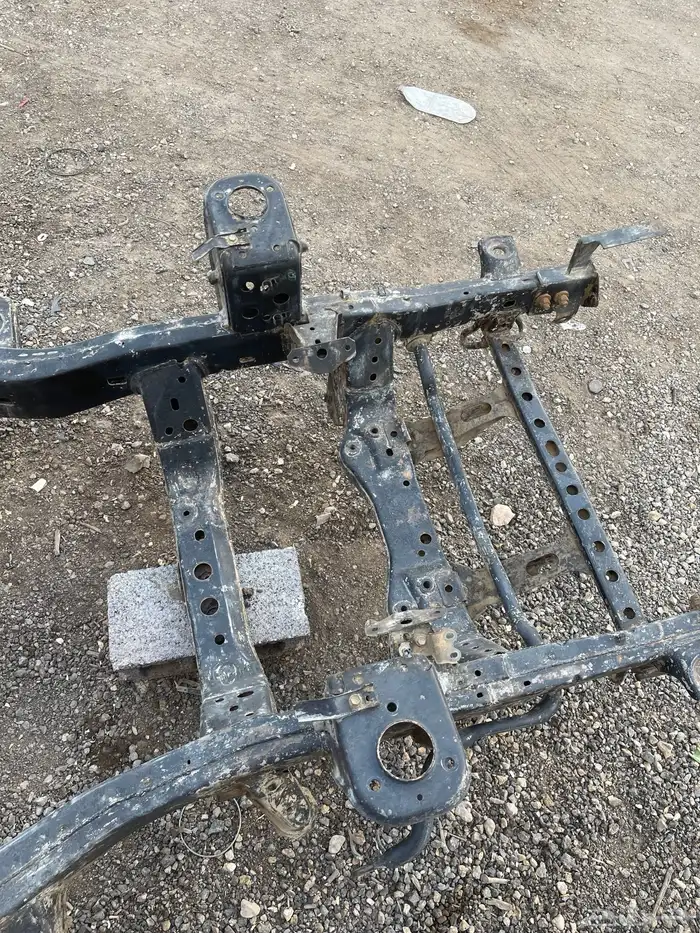 شاصي هايلوكس 14 قماره علي السوم خالي من الكسر 1