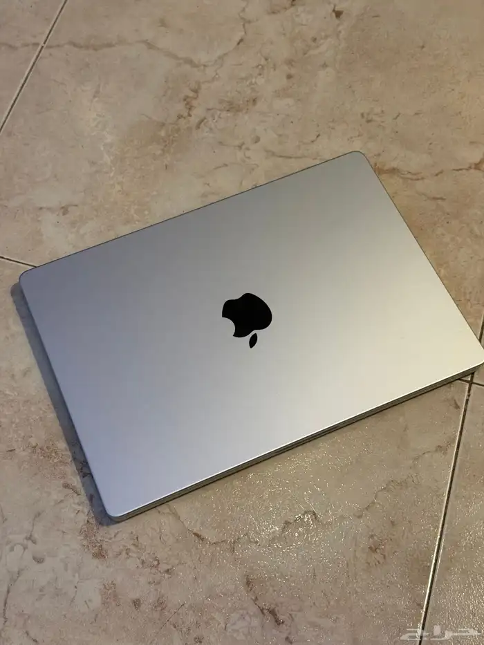 MacBook 14 M5 nano 0