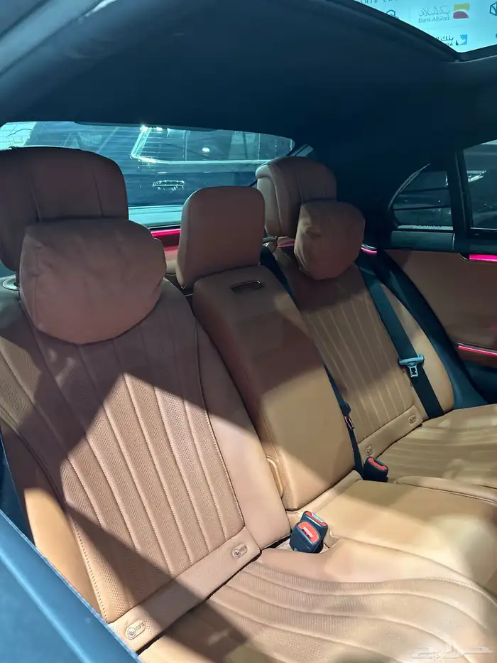 مرسيدس S450 وارد قطر 2023العداد 18 الف فقط شرط الفحص 32