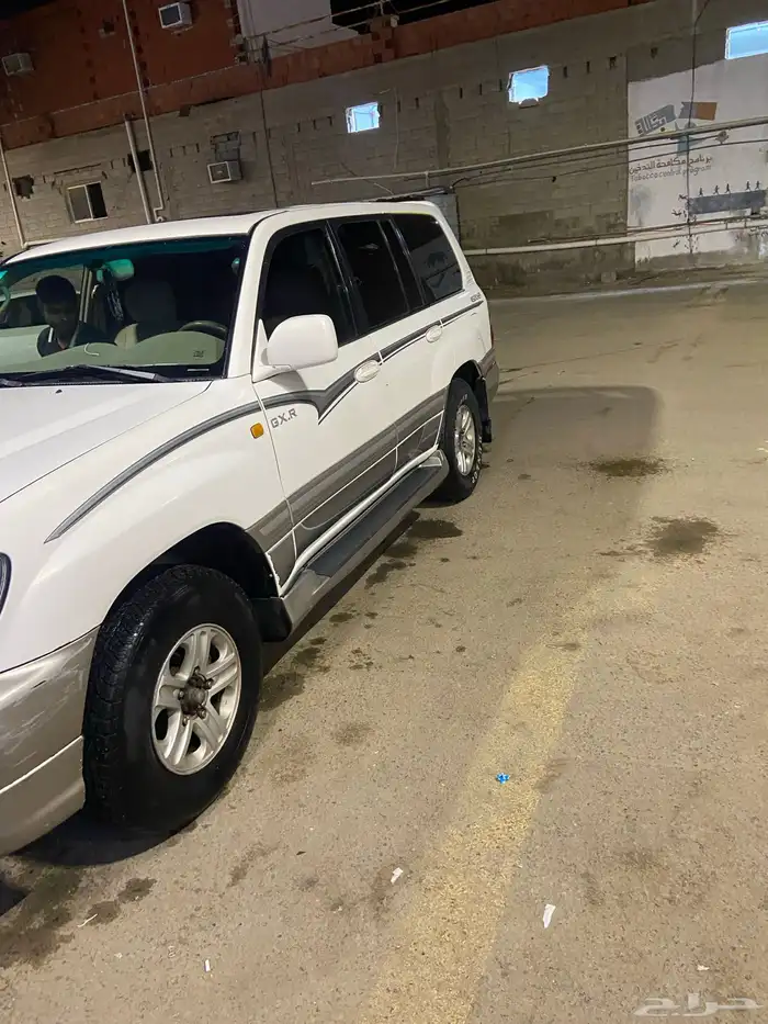 لاند Cruise 2005 فول كامل ماشي 450 000 البودي شرط 7