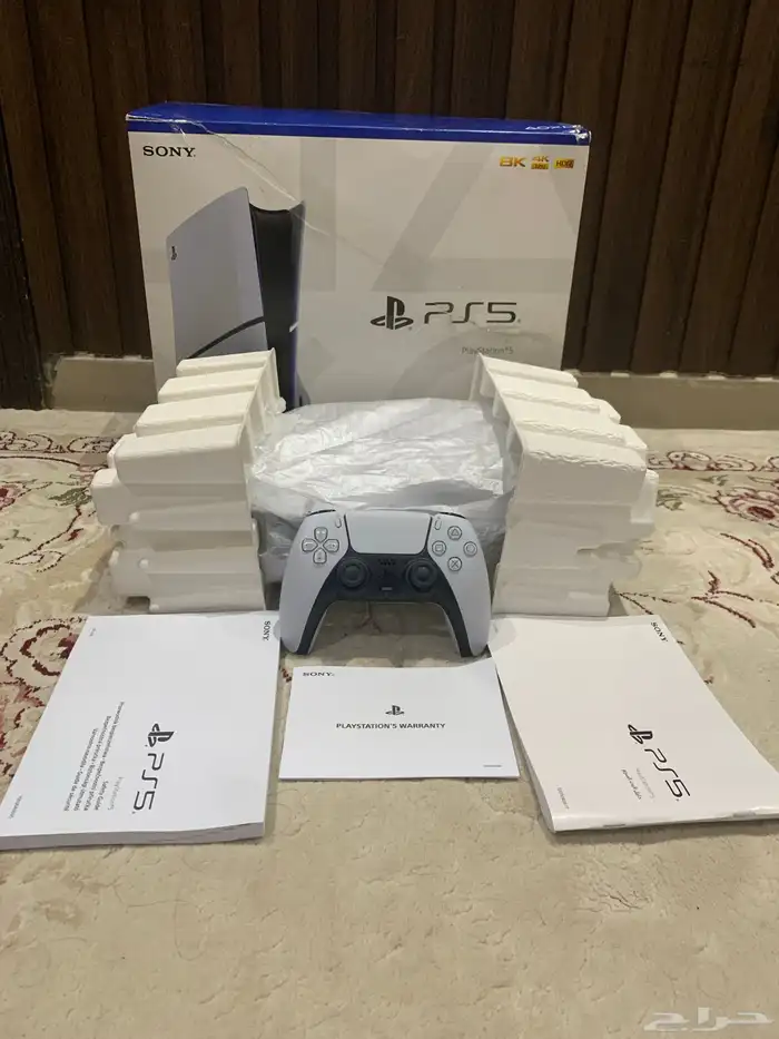 بلايستيشن 5 مدخل CD نسخة السلم 1 تيرا مع يد وجميع ملحقاته 1