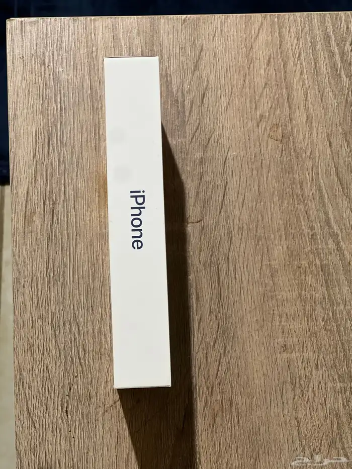 ايفون 17 برو جديد بكرتونه لون ازرق نيلي 2