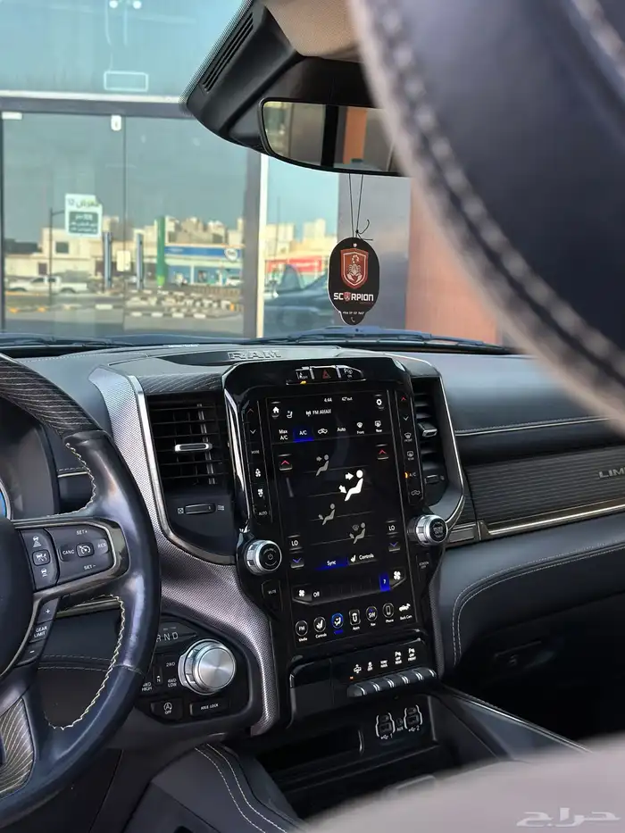 Dodge Ram Limited 2021 V8 66