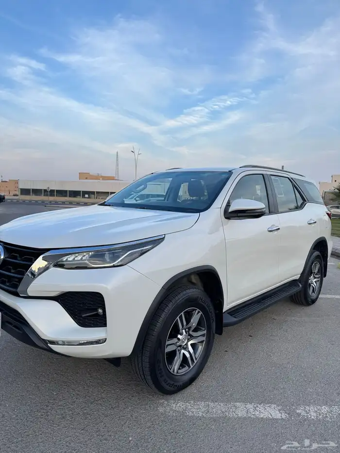 فورشنر 2022 6 سلندر VX 25