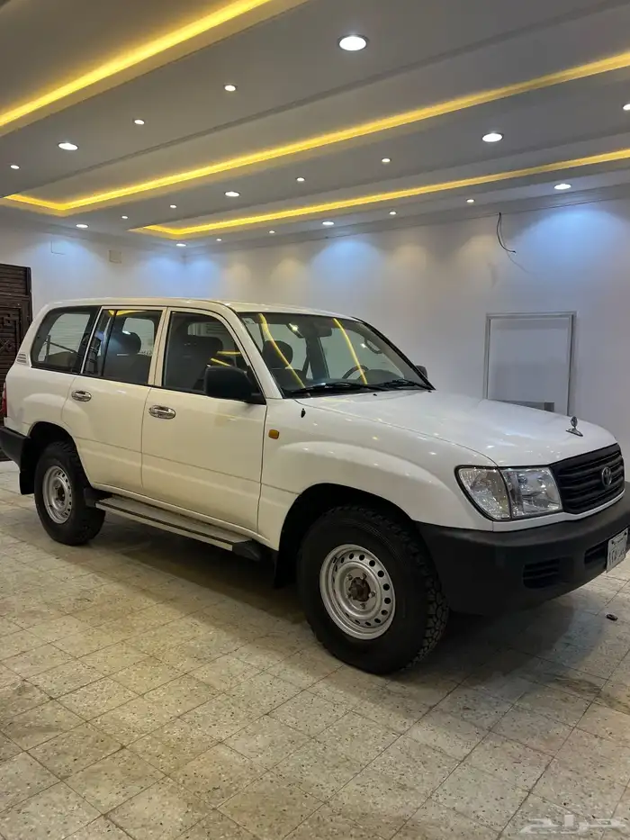 صالون لاندكروزر جي ستاندر 2002 0