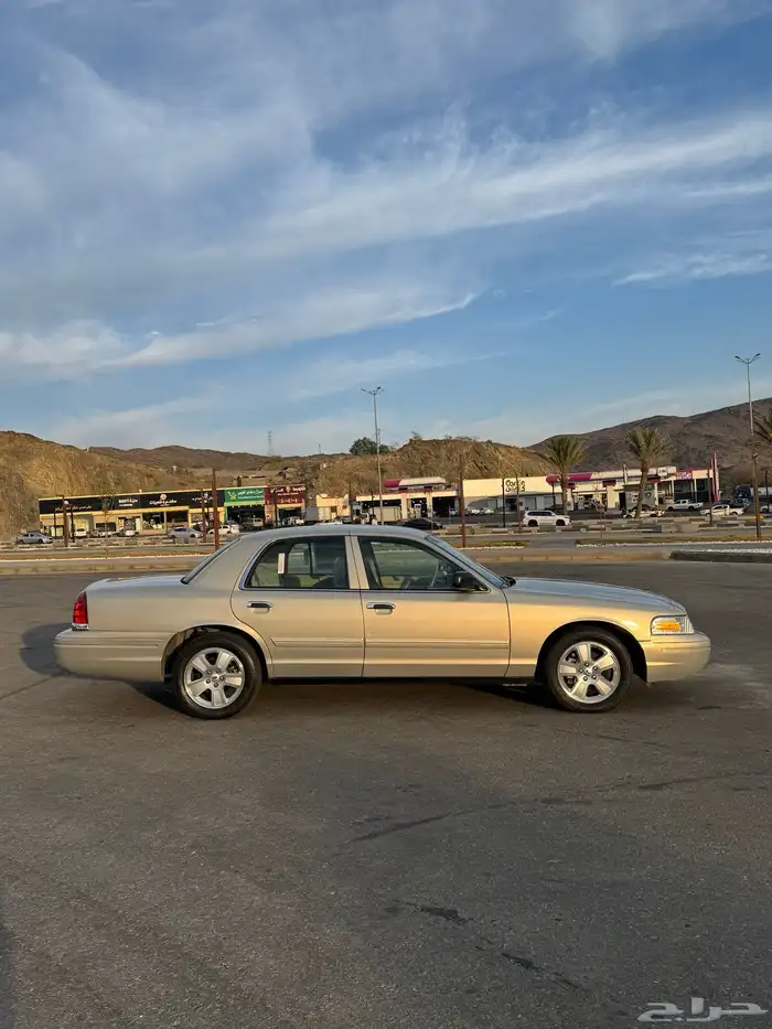 فورد فكتوريا 2010 سعودي 3