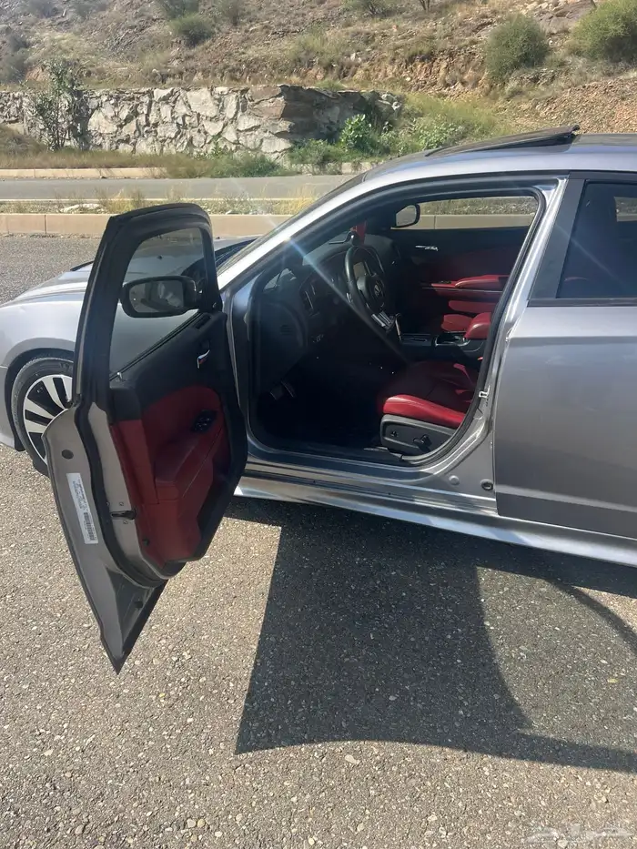 دودج تشارجر 2014 RT فل كامل للبيع 10