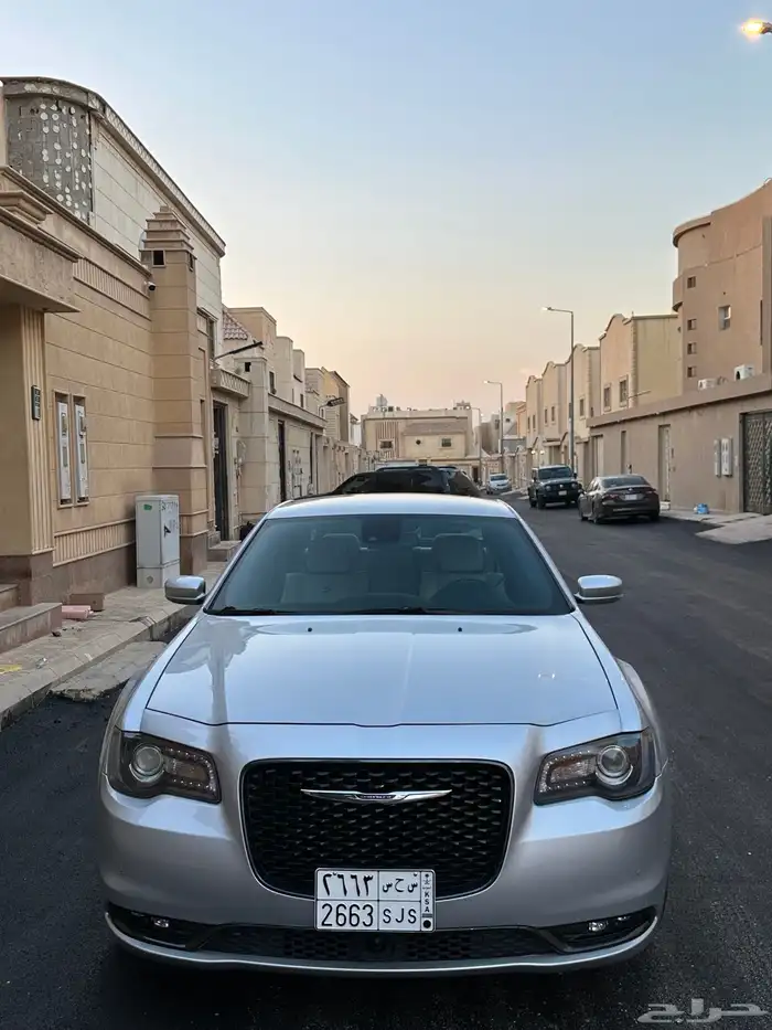 كرايزلر 2021 C300 1