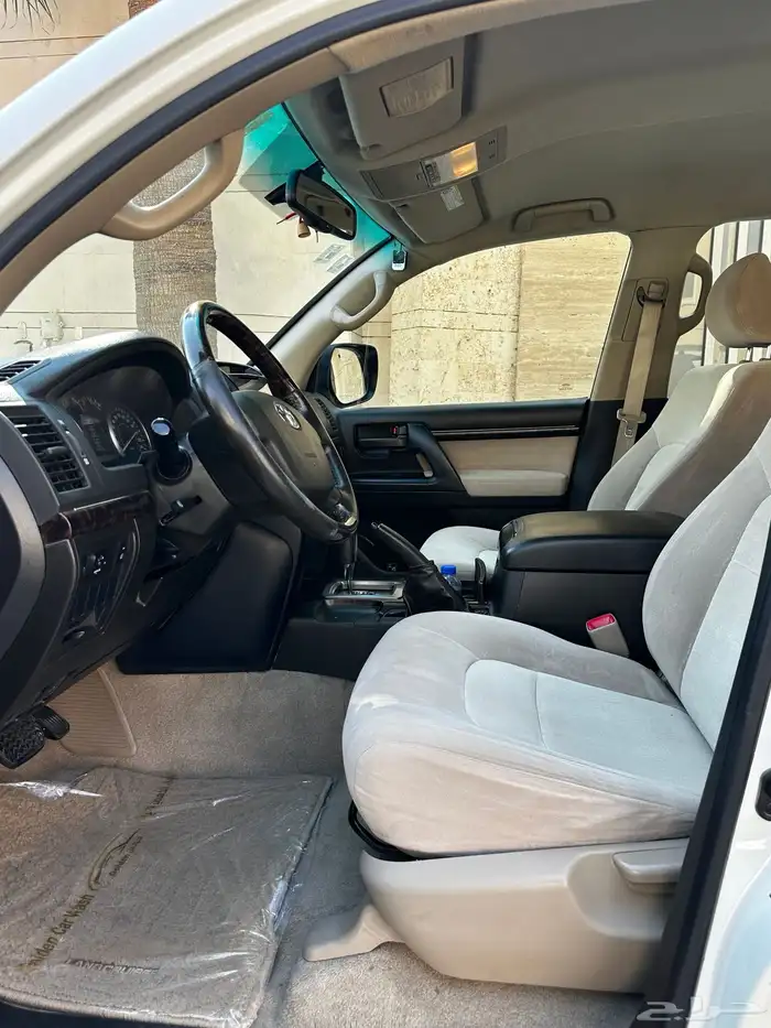 جيب لاندكروزر GXR موديل 2011 60 عام 11