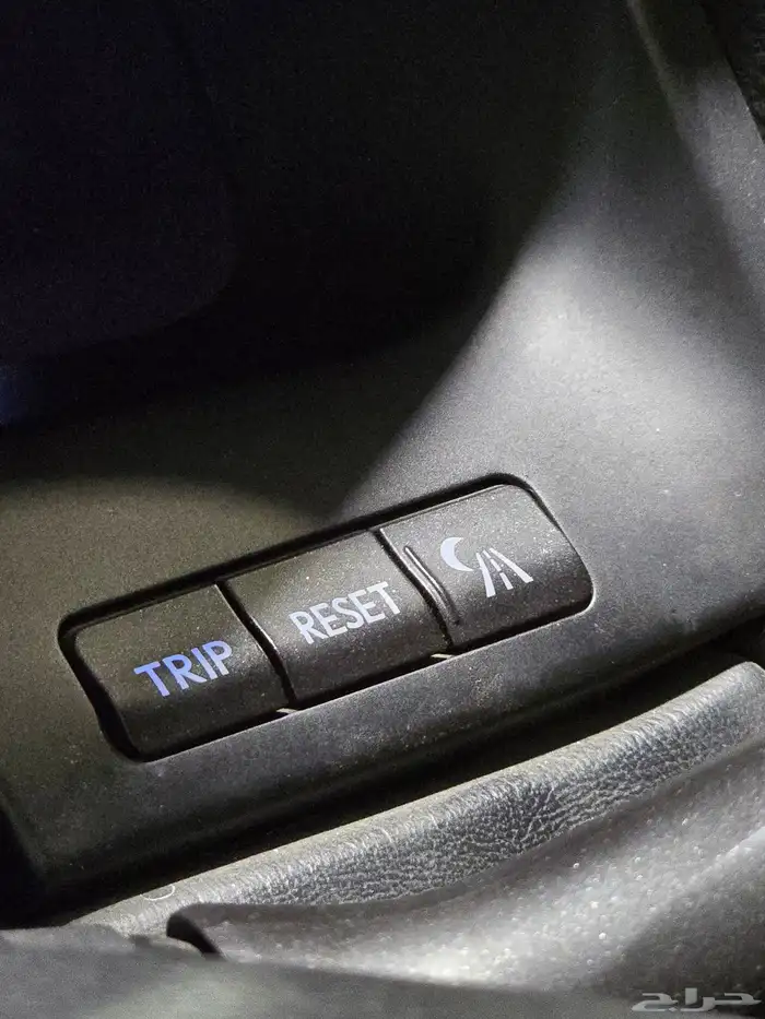 لكزس LS460 موديل 2014 بحالة ممتازة 23