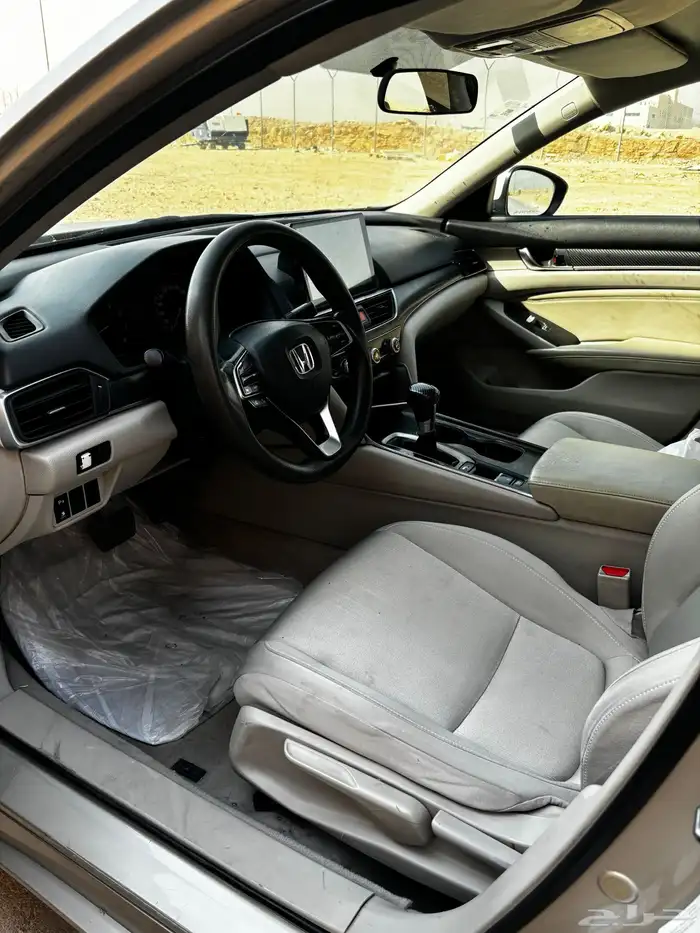 هوندا أكورد 8