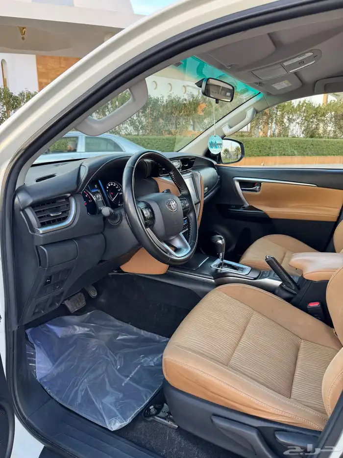 فورشنر 2022 6 سلندر VX 50