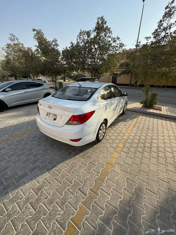 اكسنت موديل 2013 ممشى 76 ألف. 3