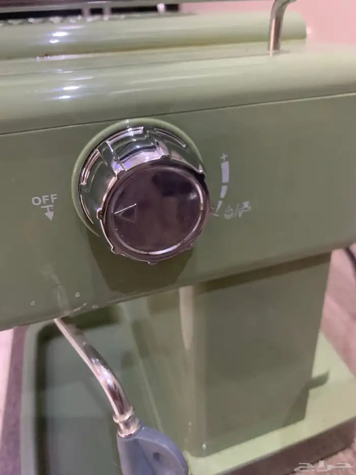 ماكينة اسبريسو مع مرفقاتها 3