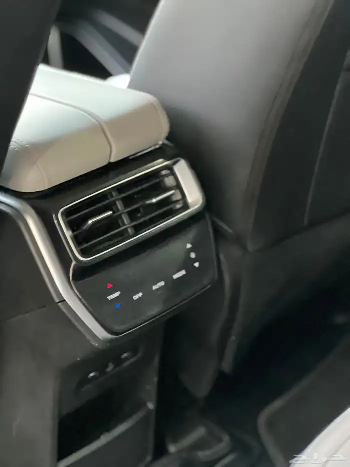 جيلي اوكافانجو نص فل 2023 14