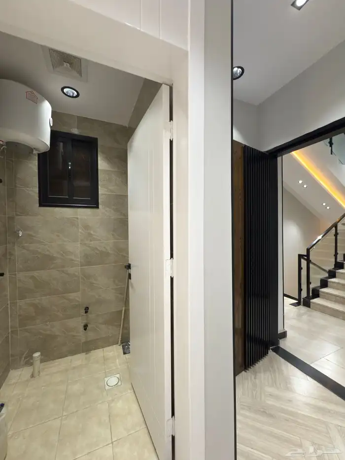 شقق علويه 6 غرف بتصميم مودرن مقابل ممشي الراقي -بسعر 550الف 6