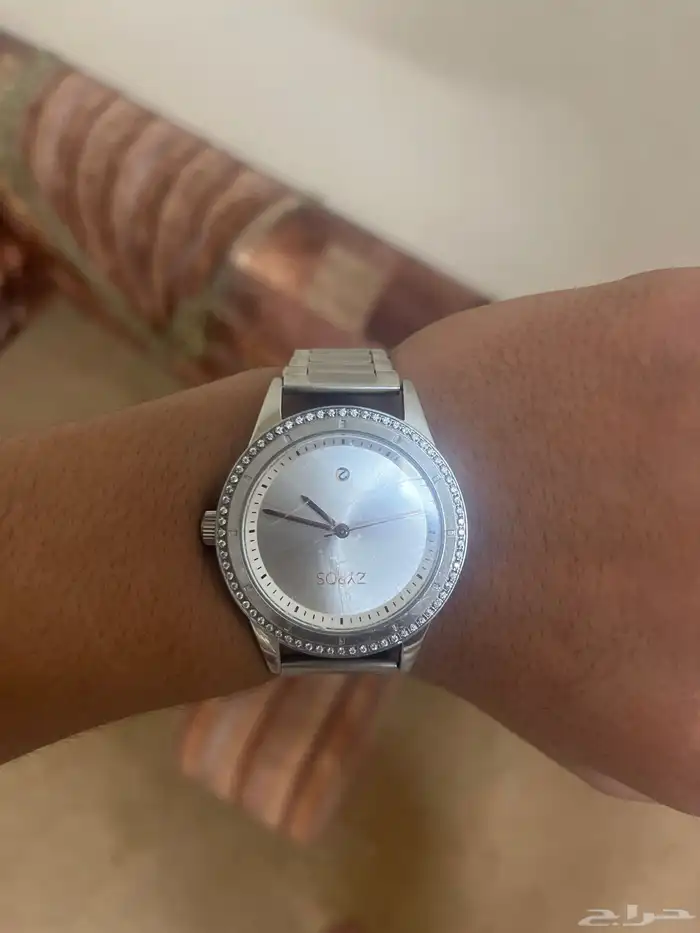 ساعه من زايروس 1