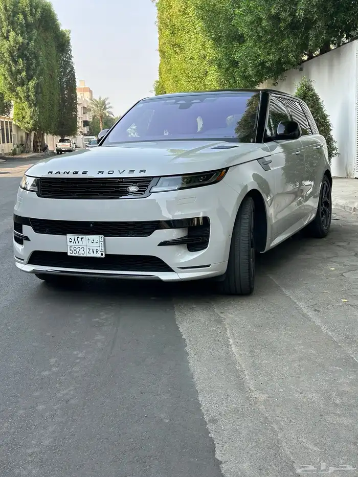 ارخص رنج روفر سبورت P400 S Dynamic في السعودية 1