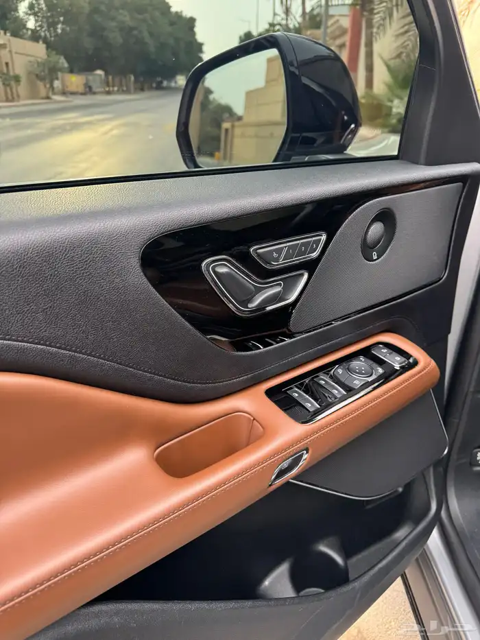 لينكون أفياتور 2021 11