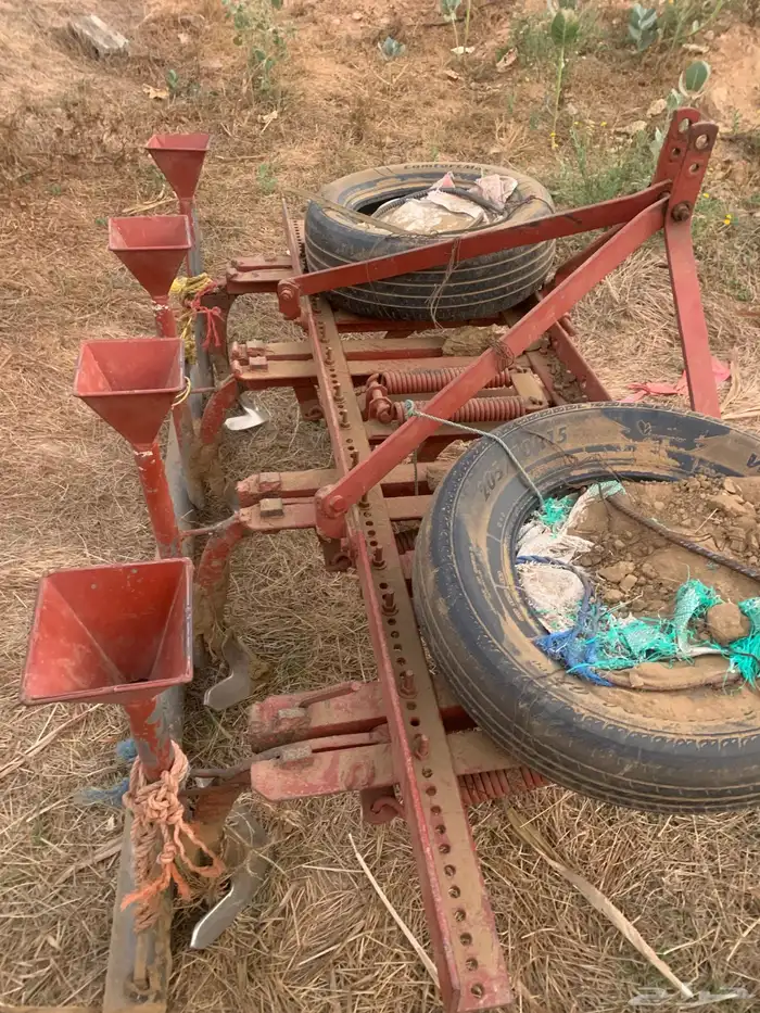 مخراش حراثه للبيع 7 سنون 3