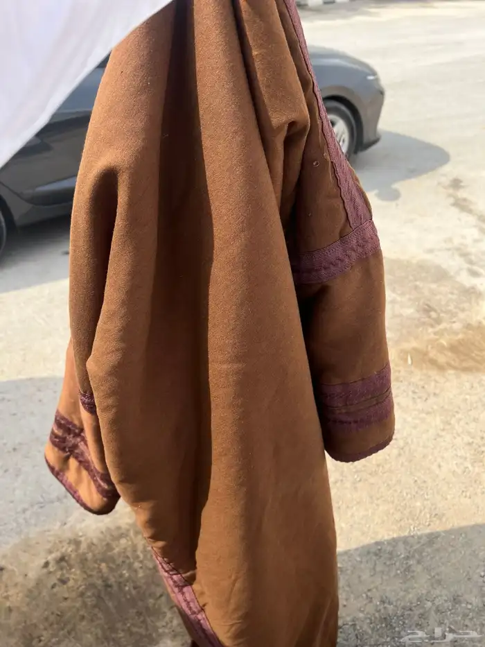 فروه طبيعي قديمة وشبه جديدة 1