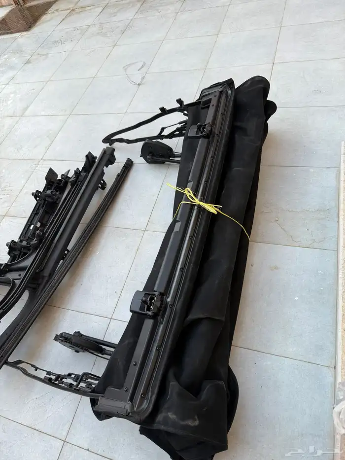 للبيع شراع رانجلر 4DOOR JL 1