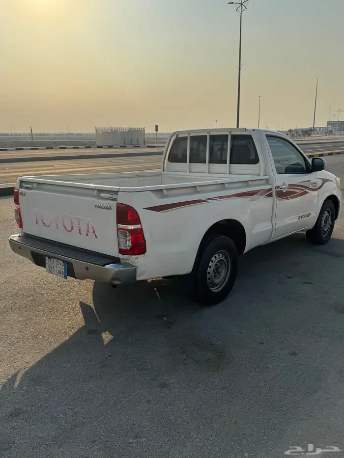 هايلكس 2015 غماره 5