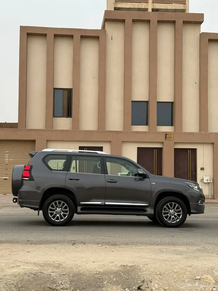 برادو VX 2020 فل كامل 6 سرندل اول مالك 5