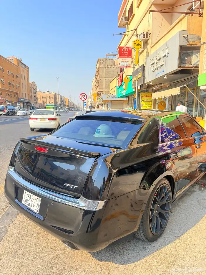 للبيع كرايسلر فل كامل C300 Limited 2014 6