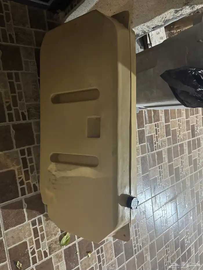 خزان ماء 105 لتر لليوكن ولاندكروزر وباترول و suv 0