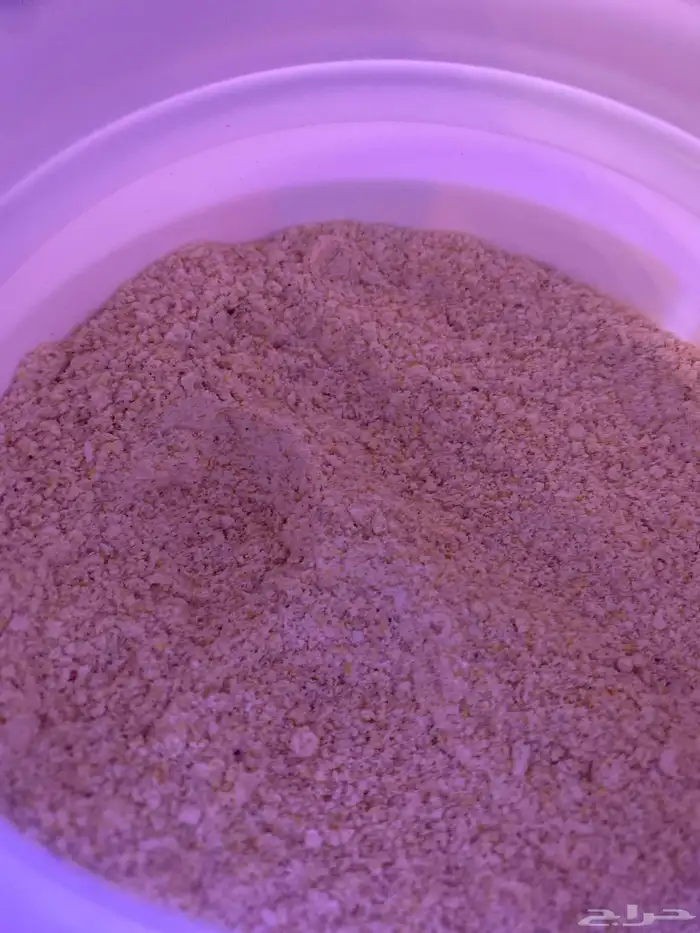 علبتين كبيره من سيريلاك الببغاوات 4