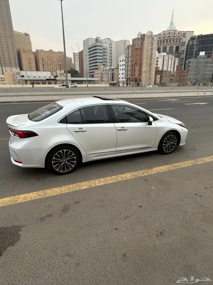 كورولا 2025 جي ال اي فل كامل اخر فئه   للتنازل او البدل 3