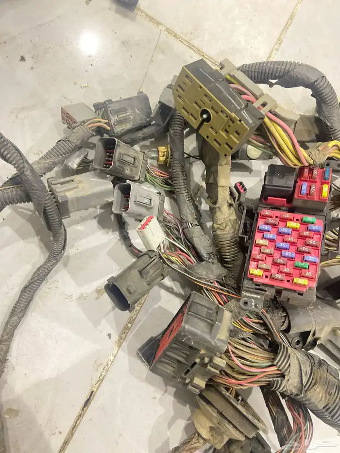 ظفيرة الفيوزات الداخليه لينكون تاون كار 2003 1