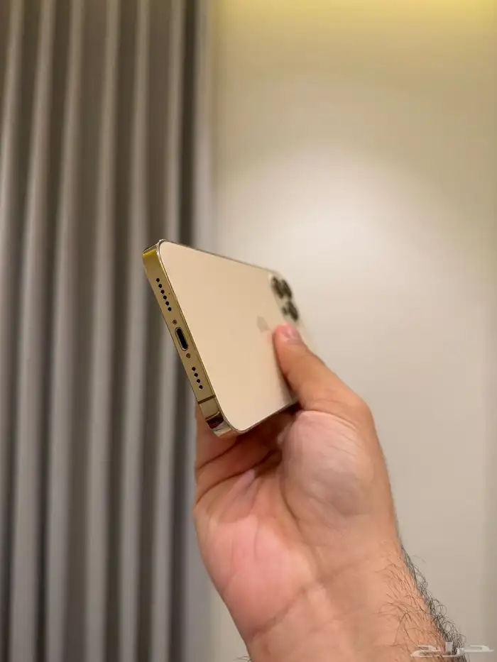 ايفون 12 برو ماكس 256 قيقا 2