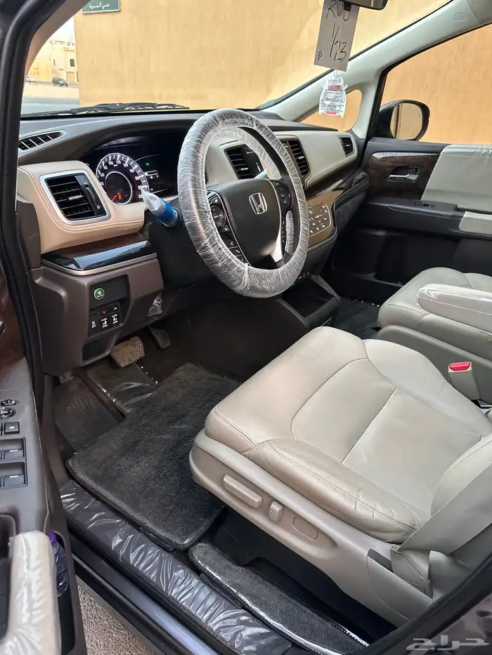 هوندا أوديسي 2015 فل كامل مخززن بحالة الوكالة 18
