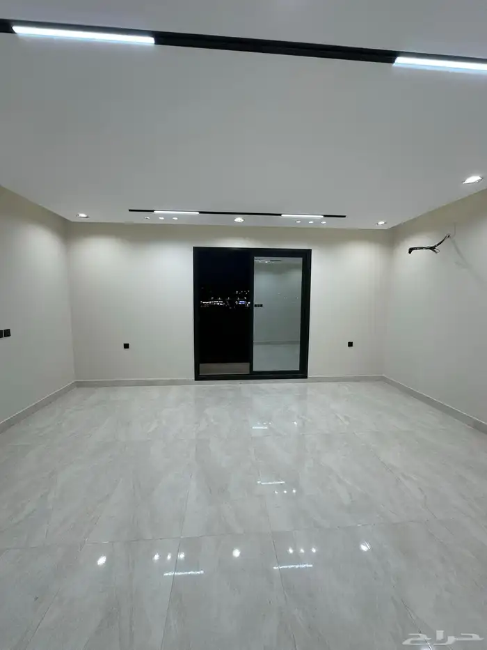 للبيع شقق تشطيب مودرن اسعار من 480 الف حي الضيافة 0