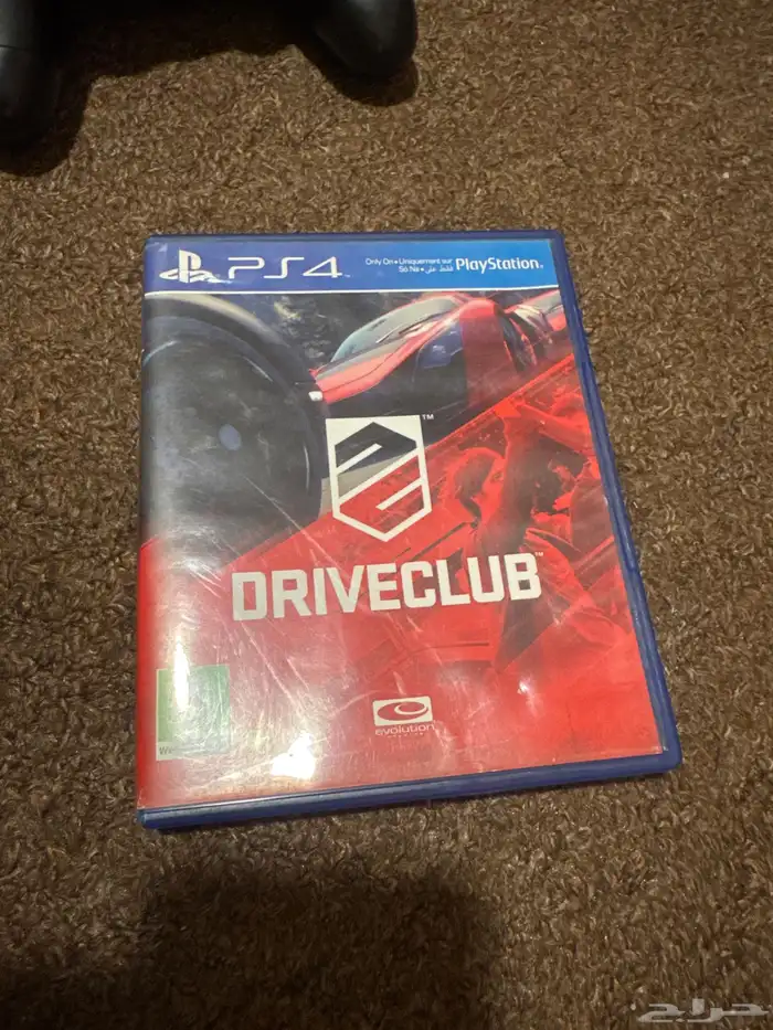 سوني4 نظيف مع يد وشريط وداخل السوني بلاك أوبس 4 على السوم 1