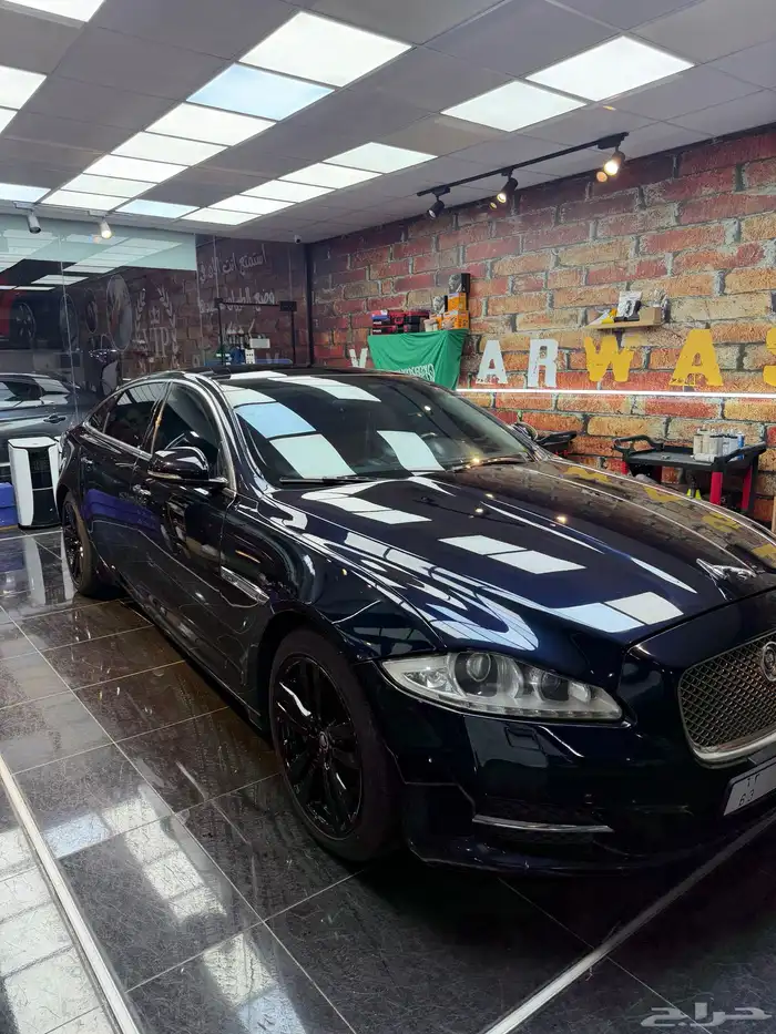 جاكوار XJ وارد الناغي 0